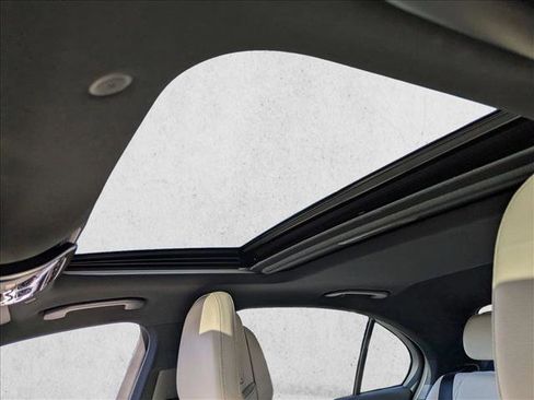 Certified 2025 Mercedes-Benz C 300 4MATIC Sedan image 16