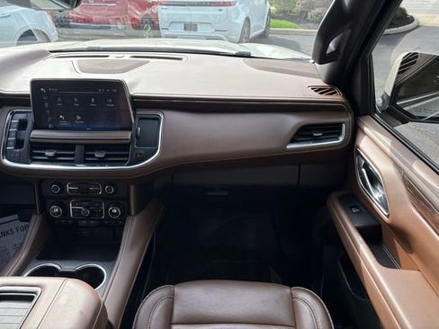 Certified 2023 Chevrolet Tahoe High Country w/ Advanced Technology Package image 24