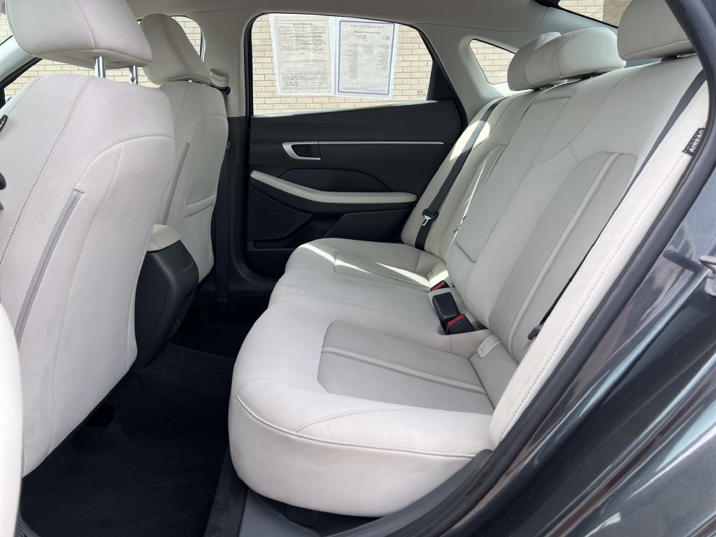 Used 2025 Hyundai Sonata SEL FWD image 25