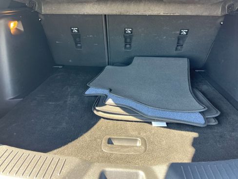 Used 2025 Buick Envista Sport Touring image 31