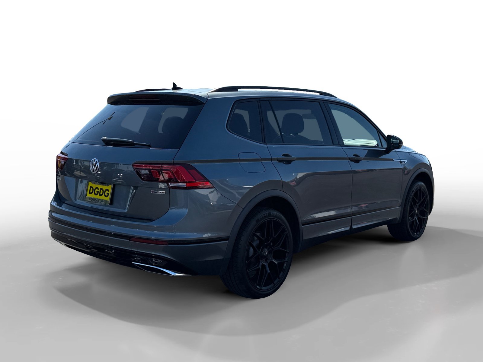 Used 2021 Volkswagen Tiguan SE R-Line AWD/4WD image 5