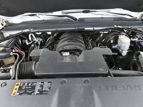 Used 2019 Chevrolet Suburban Premier image 47