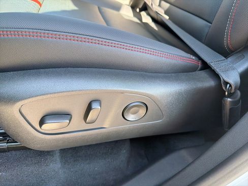 New 2026 Chevrolet Traverse RS w/ LPO, Floor Liner Package image 23