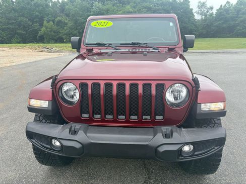Used 2021 Jeep Wrangler Unlimited Sahara AWD/4WD image 8