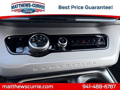 New 2026 Ford Expedition Active image 21