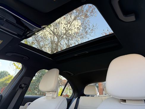 Certified 2025 Mercedes-Benz C 300 Sedan image 2