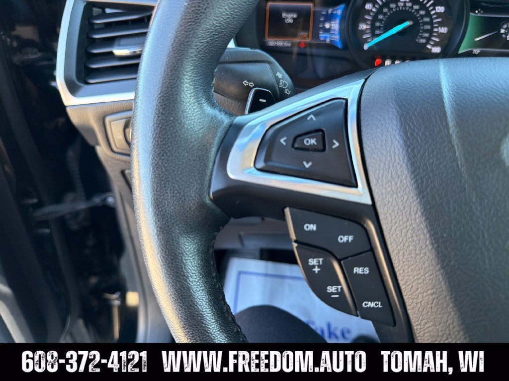 Used 2016 Ford Edge SEL w/ Equipment Group 201A AWD/4WD image 16