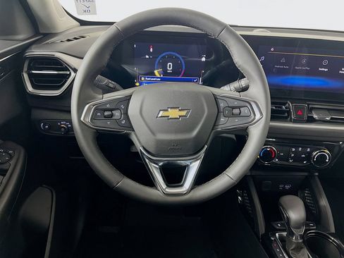 New 2026 Chevrolet TrailBlazer LT w/ LT Cold Weather Package AWD/4WD image 11