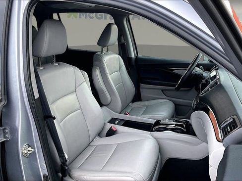 Used 2020 Honda Pilot Touring image 31