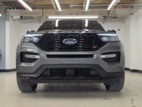 Used 2021 Ford Explorer ST w/ Equipment Group 401A AWD/4WD image 3