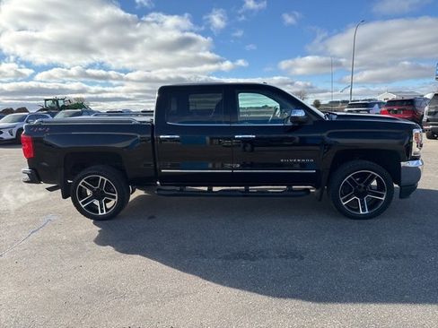 Used 2018 Chevrolet Silverado 1500 LTZ w/ LPO, Black Pack image 5