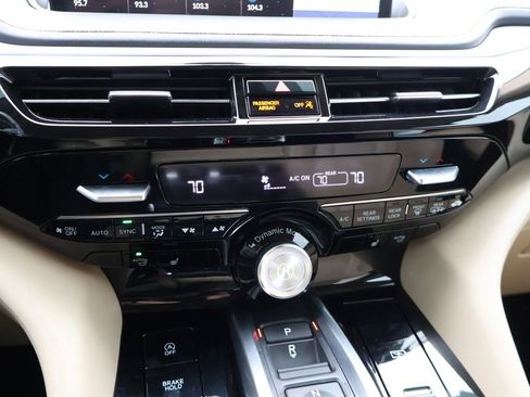Used 2022 Acura MDX SH-AWD w/ Technology Package image 25