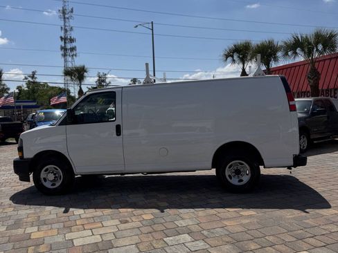 Used 2020 Chevrolet Express 2500 w/ Driver Convenience Package RWD image 17