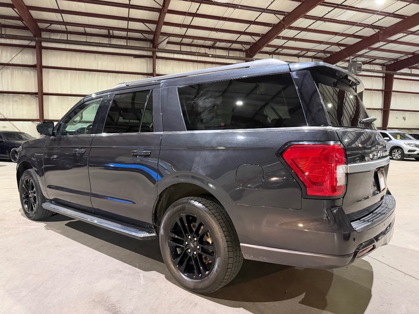 Used 2023 Ford Expedition Max XLT AWD/4WD image 7