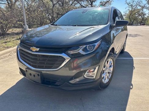 Used 2020 Chevrolet Equinox LS w/ LS Convenience Package FWD image 5