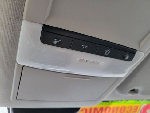 Used 2023 Nissan Sentra SV FWD image 21
