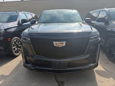 Used 2023 Cadillac Escalade Sport w/ Touring Package AWD/4WD image 2