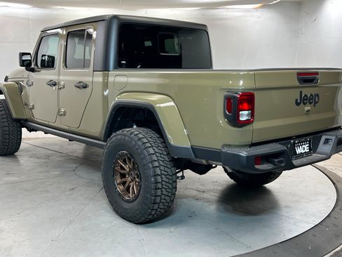 New 2025 Jeep Gladiator Sport AWD/4WD image 3