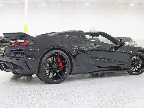 Used 2026 Chevrolet Corvette Z06 w/ Stealth Interior Trim Package RWD image 10