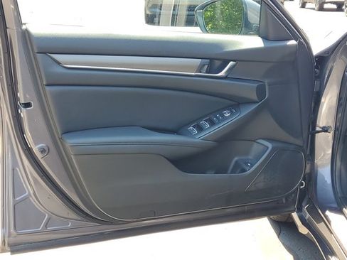 Used 2021 Honda Accord LX image 18