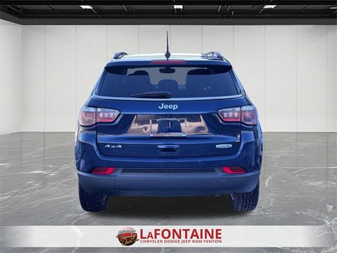 Used 2019 Jeep Compass Latitude w/ Cold Weather Group image 4