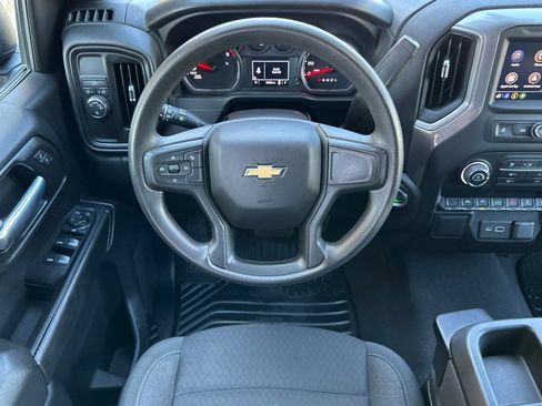 Certified 2022 Chevrolet Silverado 1500 Custom image 15