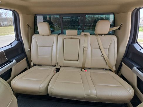 Used 2017 Ford F250 Lariat w/ Lariat Ultimate Package image 22