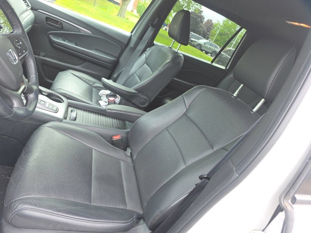 Certified 2023 Honda Passport EX-L image 10