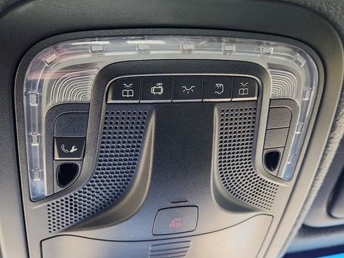 Used 2022 Mercedes-Benz Sprinter 2500 image 21