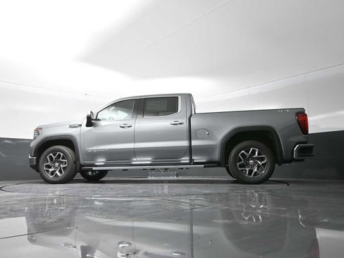 New 2026 GMC Sierra 1500 SLT w/ SLT Premium Plus Package image 35