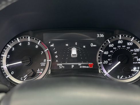 Used 2024 Toyota Highlander LE image 20