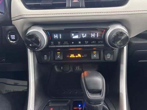 Used 2023 Toyota RAV4 XLE image 41