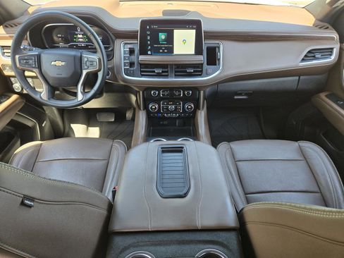 Used 2023 Chevrolet Tahoe High Country AWD/4WD image 21
