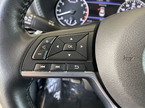 Used 2023 Nissan Sentra SV w/ All-Weather Package FWD image 41