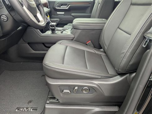 New 2026 GMC Sierra 1500 Denali AWD/4WD image 10