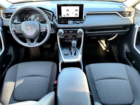 Used 2023 Toyota RAV4 XLE image 28