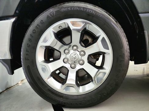 Used 2019 RAM 1500 Big Horn AWD/4WD image 33