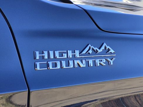 Used 2025 Chevrolet Tahoe High Country w/ Sun And Tow Package image 8