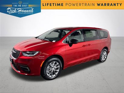 New 2026 Chrysler Pacifica Limited