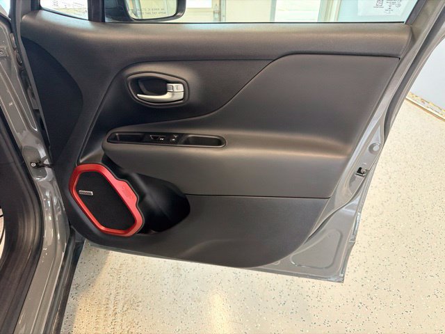 Used 2021 Jeep Renegade Trailhawk w/ Sun & Sound Group AWD/4WD image 42