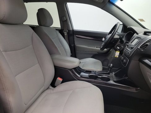Used 2015 Kia Sorento LX FWD image 21