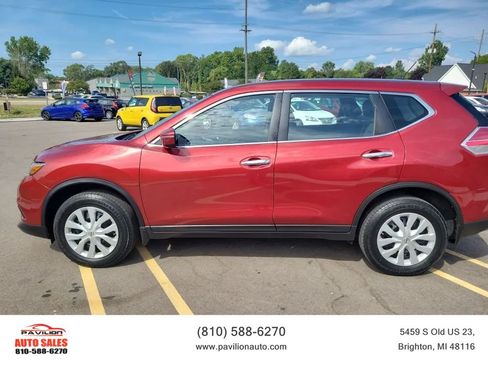Used 2015 Nissan Rogue S AWD/4WD image 1