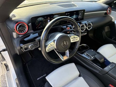 Used 2022 Mercedes-Benz CLA 250 image 18
