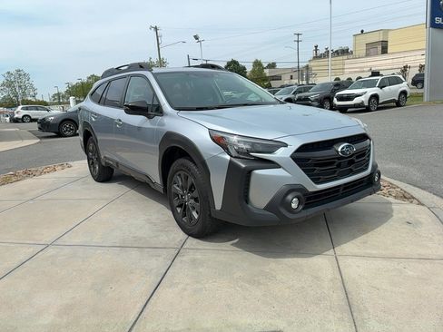 Used 2024 Subaru Outback Onyx Edition AWD/4WD image 4