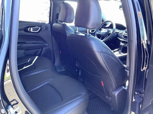 New 2025 Jeep Compass Trailhawk w/ Sun & Sound Group image 33