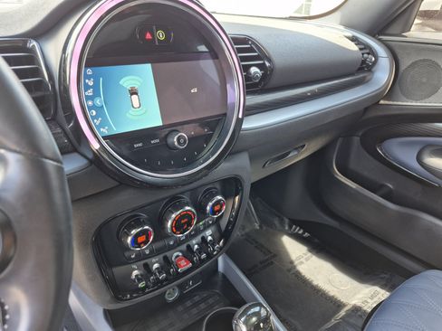 Used 2022 MINI Cooper Clubman S AWD/4WD image 11