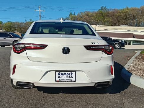 Used 2025 Acura TLX w/ Technology Package FWD image 4