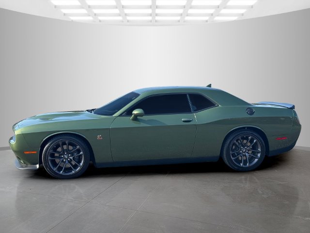 Certified 2022 Dodge Challenger R/T Scat Pack RWD image 4