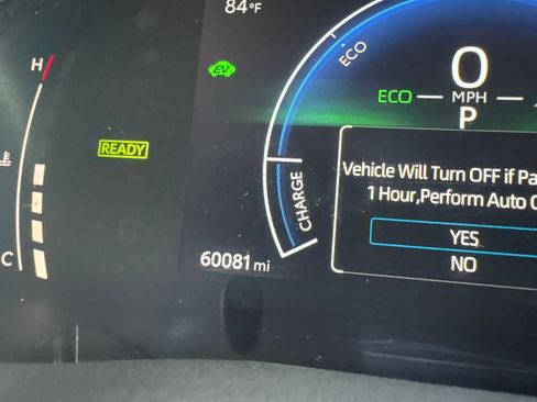 Used 2025 Toyota Camry XSE FWD image 14