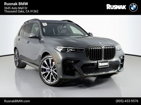 Used 2022 BMW X7 xDrive40i w/ M Sport Package AWD/4WD image 1